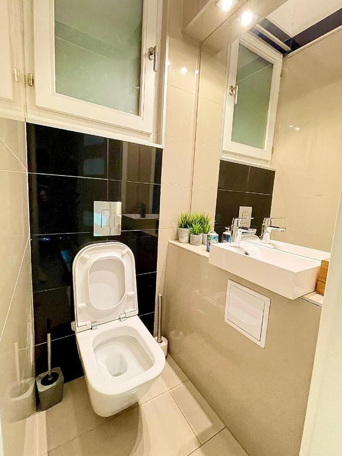 بودابست Pearl Lux Residency - Finn Sauna & Steam Room المظهر الخارجي الصورة